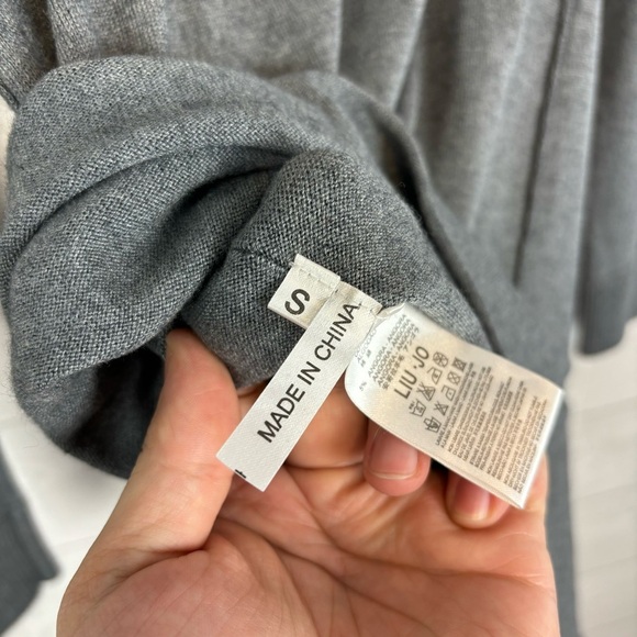 LIN JEANS LIU JO GRAY LONG SLEEVE TOP CARDIGAN ITALY SIZE SMALL SWEATER SILK - Picture 8 of 10